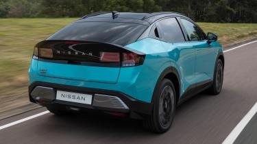 Nissan Leaf - rear tracking